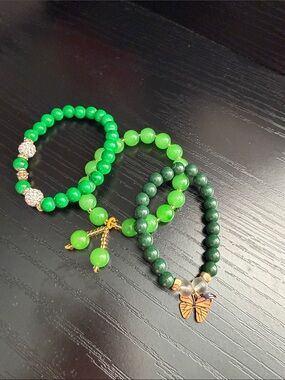 Green glass Beaded Bracelet Set with Butterfly Charm
